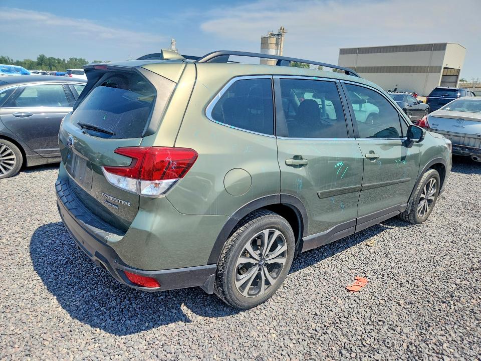 Photo 3 from auction – 2021 SUBARU FORESTER with VIN JF2SKAUCXMH546925