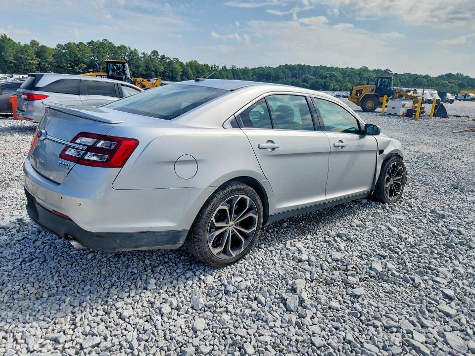 Photo 3 from auction – 2016 FORD TAURUS with VIN 1FAHP2KT6GG156682