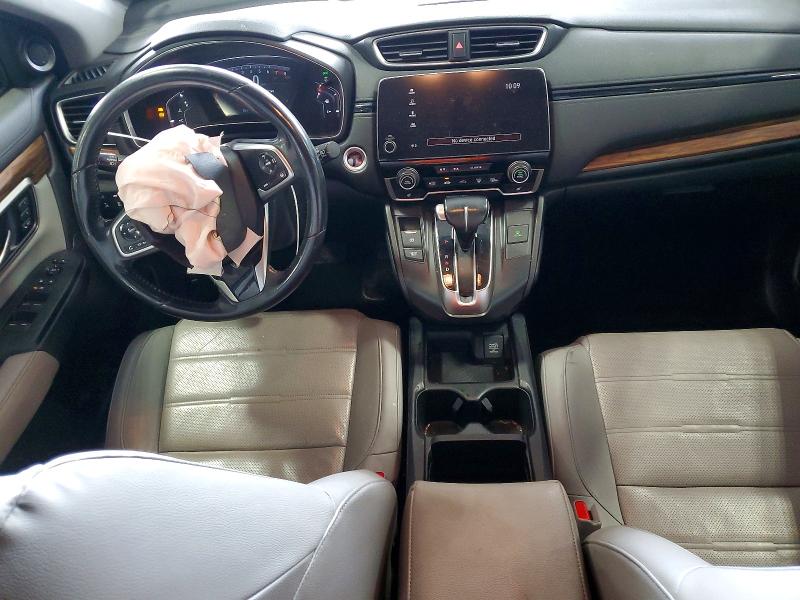 Photo 8 from auction – 2019 HONDA CR-V with VIN 7FARW2H86KE005496