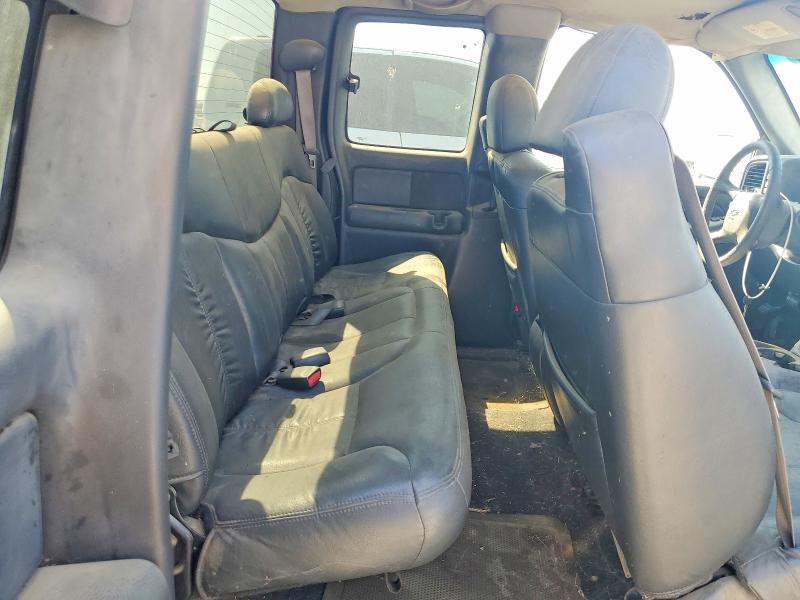 Photo 10 from auction – 2002 CHEVROLET SILVERADO with VIN 1GCEK19T52Z145083