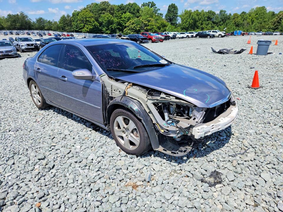 Zdjęcie 4 z aukcji – 2005 ACURA RL z VIN JH4KB16535C004253