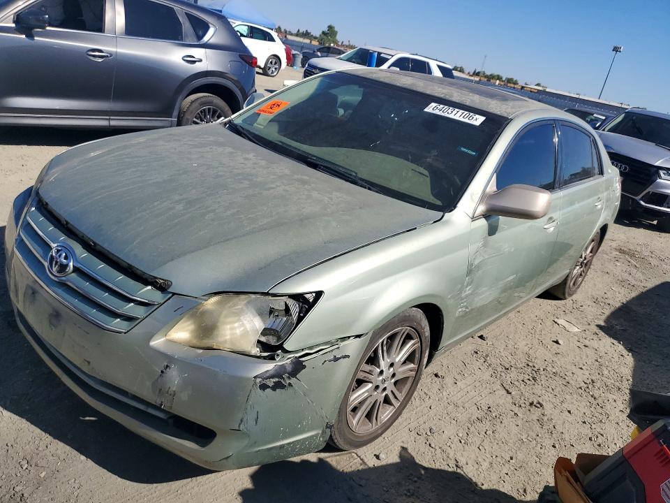 TOYOTA AVALON 2005 with VIN 4T1BK36B55U028093 - Photo from auction