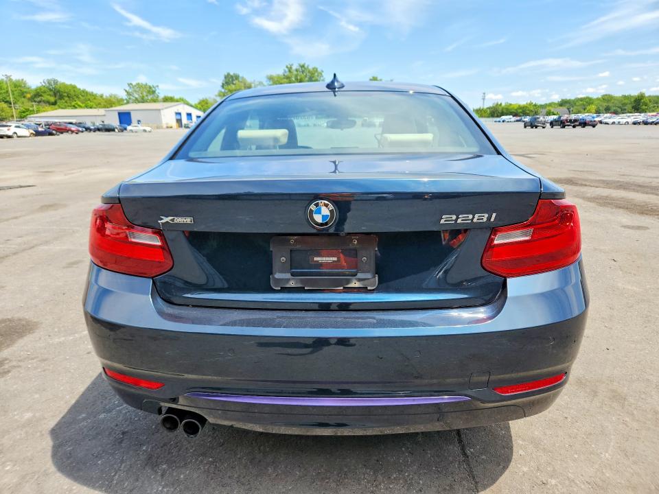 Photo 6 from auction – 2016 BMW 228 with VIN WBA1G9C57GV598870
