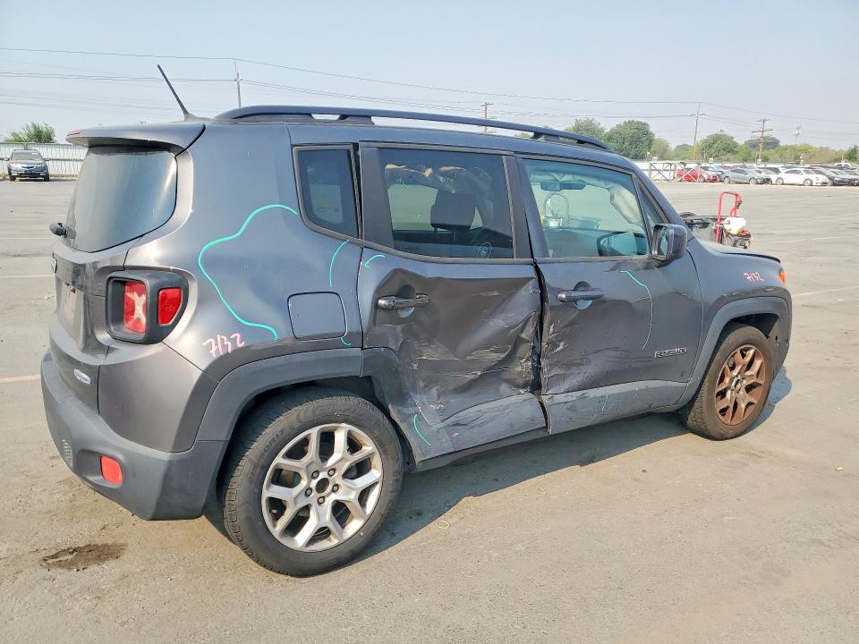 Photo 3 from auction – 2016 JEEP RENEGADE with VIN ZACCJABT9GPC54785