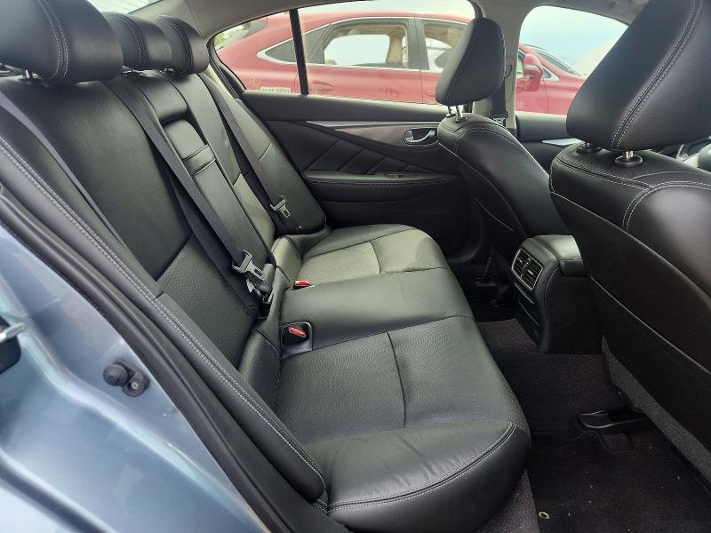Photo 10 from auction – 2015 INFINITI Q50 with VIN JN1BV7AR2FM404020