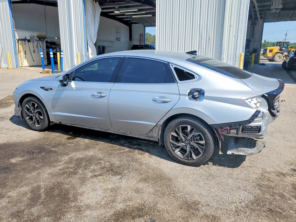 Photo 2 from auction – 2025 HYUNDAI SONATA with VIN KMHL64JA4SA435672