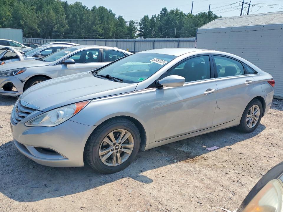 HYUNDAI SONATA 2011 with VIN 5NPEB4AC2BH263063 - Photo from auction
