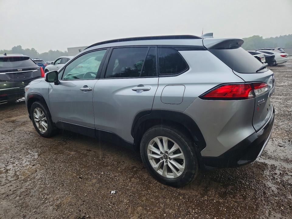 Photo 2 from auction – 2022 TOYOTA COROLLA CROSS with VIN 7MUBAABG4NV036645