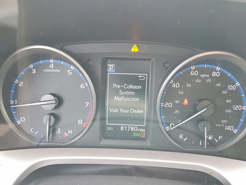 Photo 9 from auction – 2018 TOYOTA RAV4 with VIN JTMRFREV1JJ188182