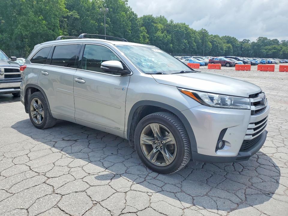 Photo 4 from auction – 2017 TOYOTA HIGHLANDER HYBRID with VIN 5TDDGRFHXHS024006