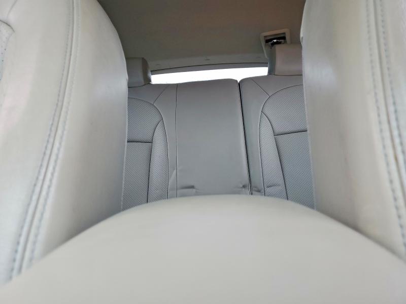 Photo 10 from auction – 2010 NISSAN ROGUE with VIN JN8AS5MT8AW015851