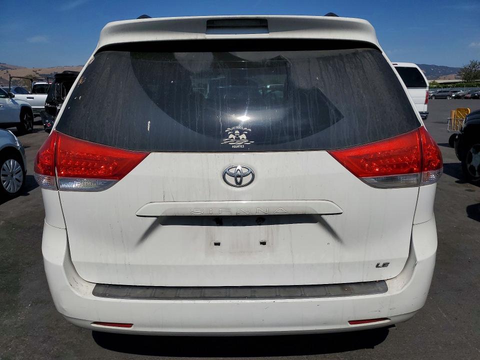 Photo 6 from auction – 2013 TOYOTA SIENNA with VIN 5TDKK3DC7DS341908