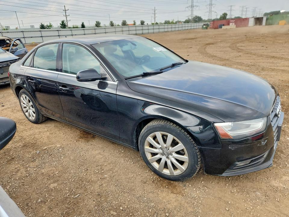 Foto 4 de la subasta – 2013 AUDI A4 con VIN WAUBFAFLXDN029378