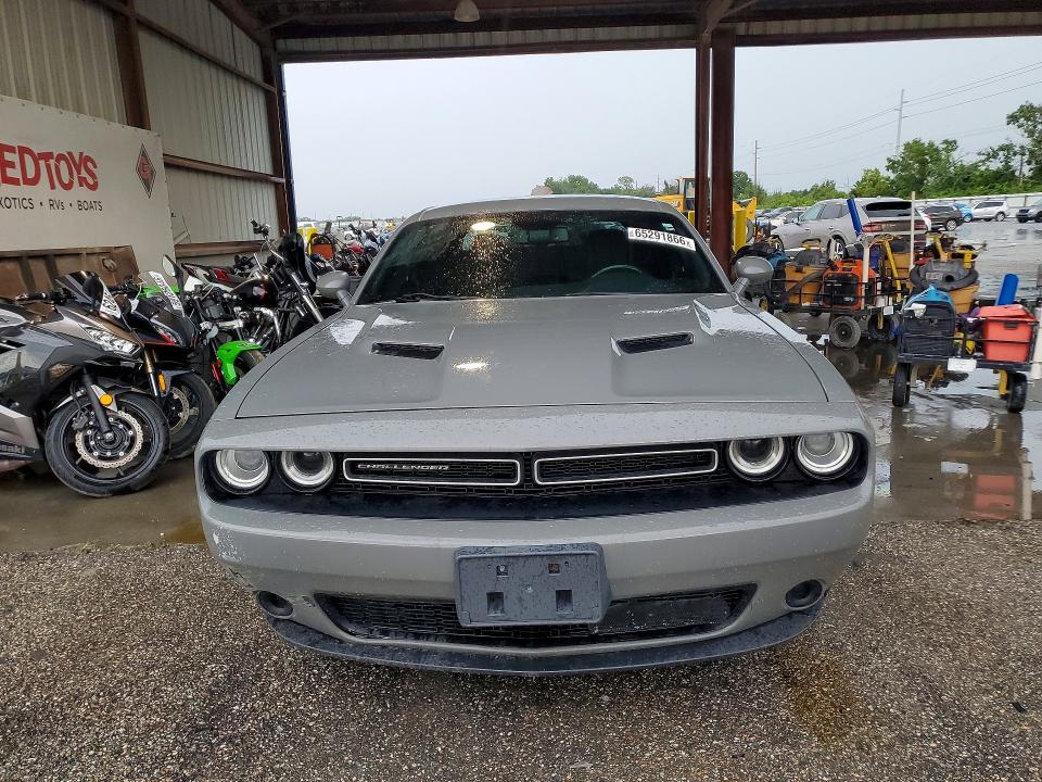 Photo 5 from auction – 2019 DODGE CHALLENGER with VIN 2C3CDZAG1KH632414