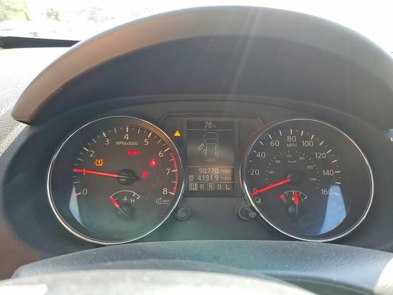 Photo 9 from auction – 2011 NISSAN ROGUE with VIN JN8AS5MV2BW664791