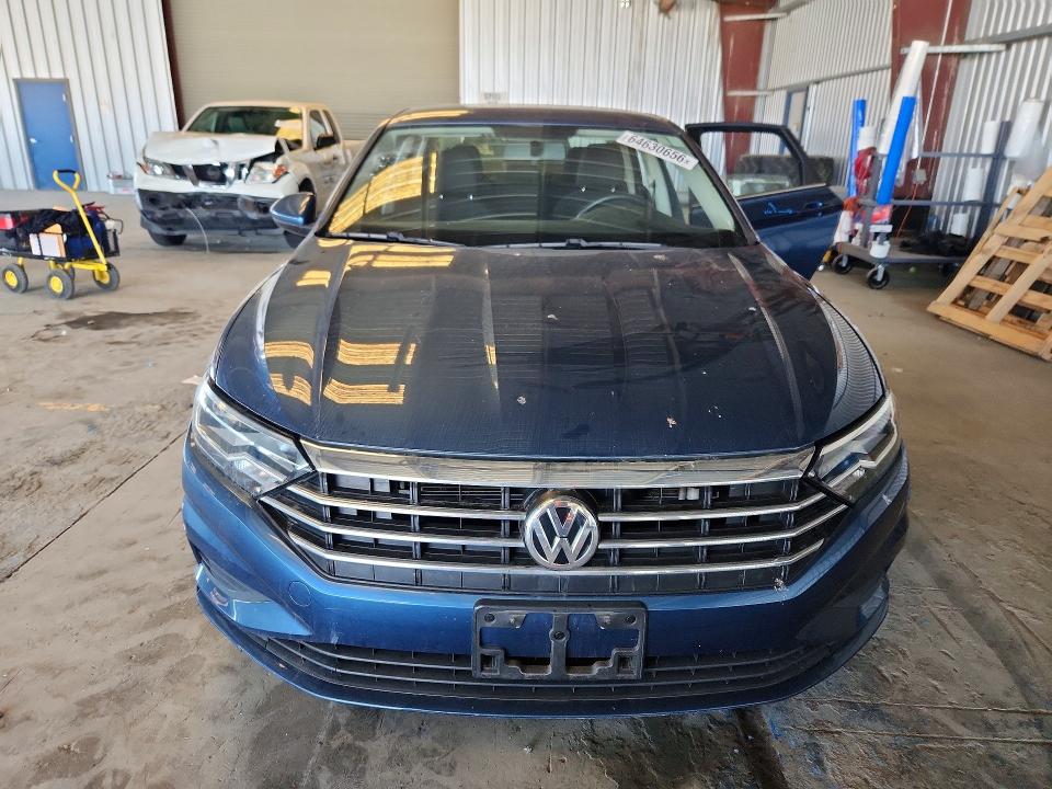 Photo 5 from auction – 2019 VOLKSWAGEN JETTA with VIN 3VWC57BU6KM030026