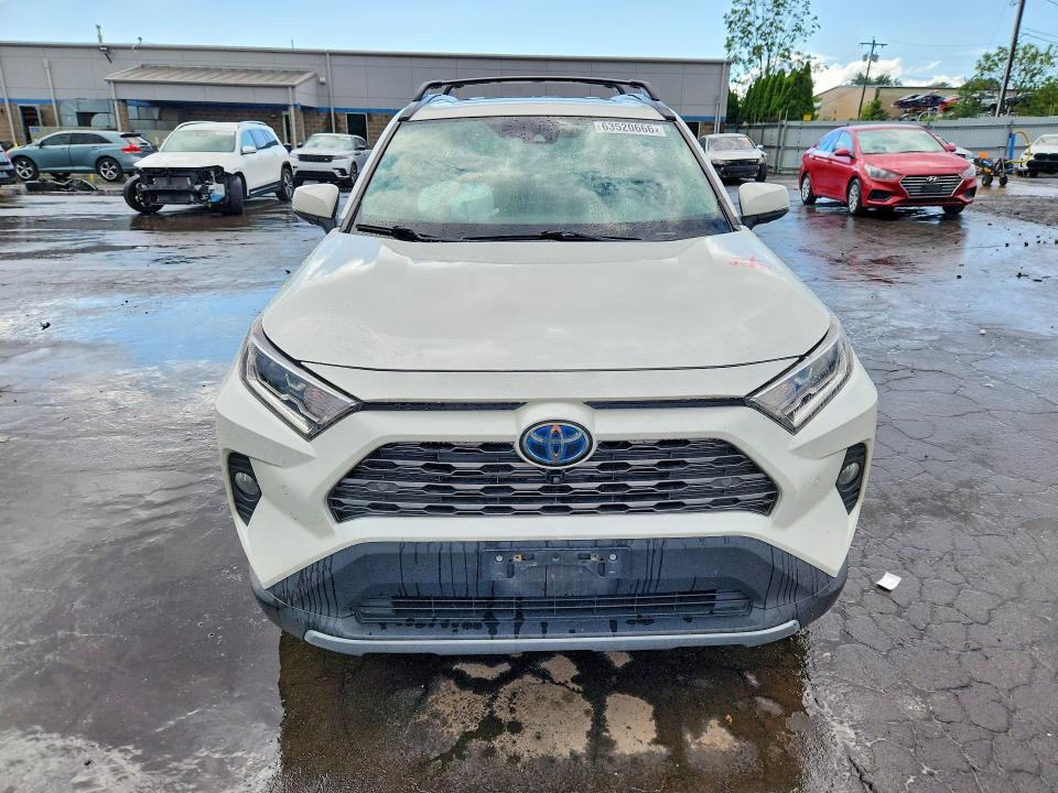 Photo 5 from auction – 2020 TOYOTA RAV4 with VIN 2T3DWRFV8LW066335