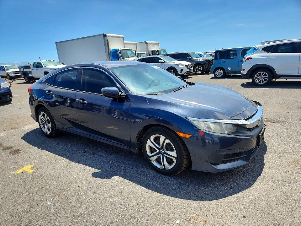 Photo 4 from auction – 2017 HONDA CIVIC with VIN 19XFC2F53HE011299