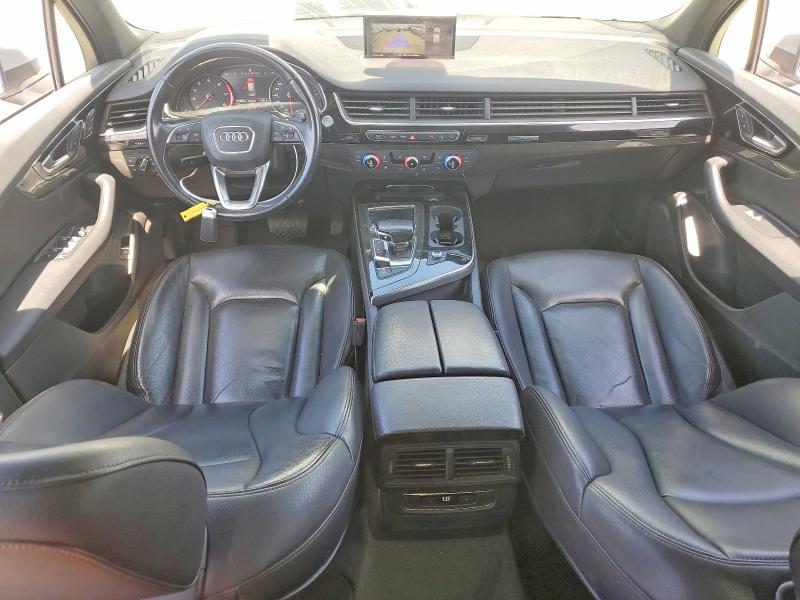 Zdjęcie 8 z aukcji – 2018 AUDI Q7 z VIN WA1AAAF72JD050236