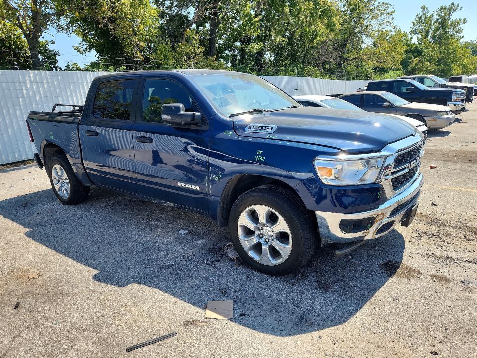 Снимка 4 от търг – 2023 RAM 1500 с VIN 1C6SRFFT9PN563328