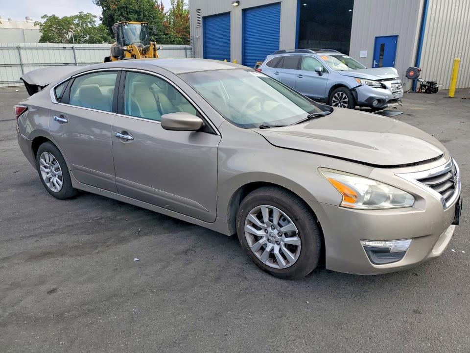 Photo 4 from auction – 2014 NISSAN ALTIMA with VIN 1N4AL3AP4EN216166