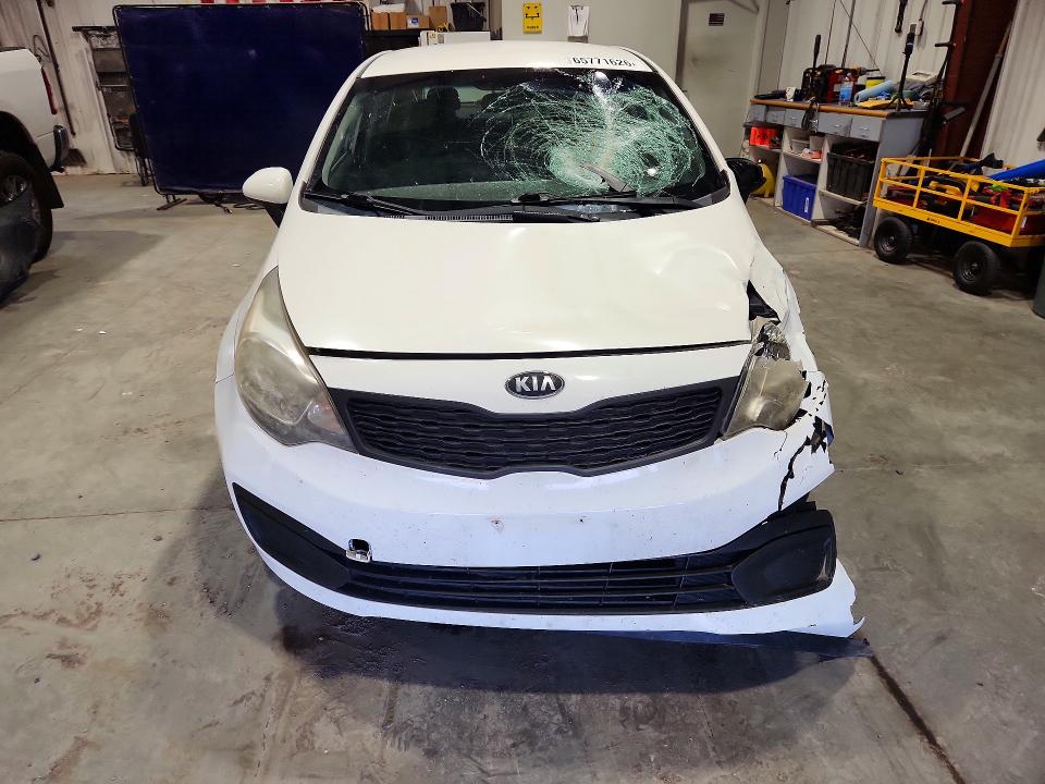 Photo 5 from auction – 2015 KIA RIO with VIN KNADM4A33F6437094
