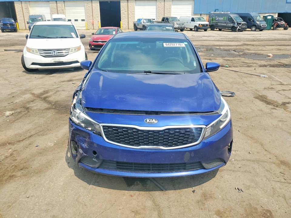Photo 5 from auction – 2017 KIA FORTE with VIN 3KPFK4A77HE141609