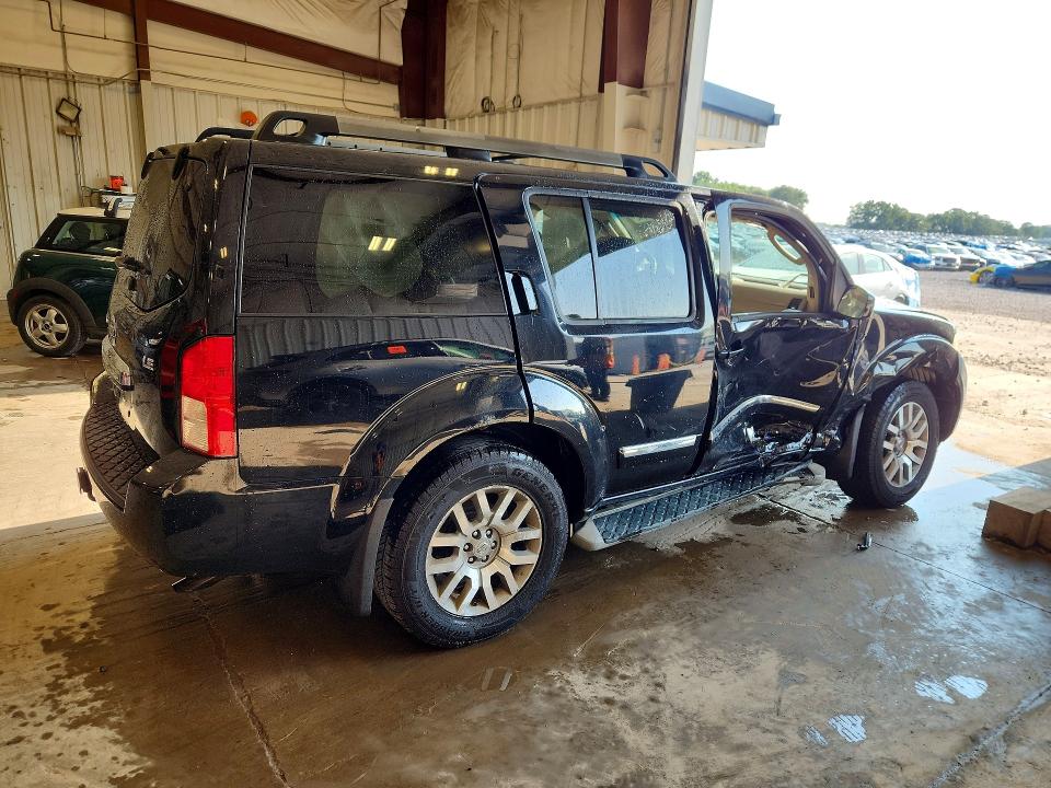 Photo 3 from auction – 2010 NISSAN PATHFINDER with VIN 5N1AR1NB9AC603616