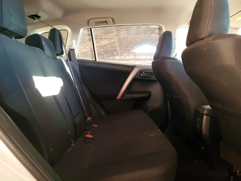 Photo 10 from auction – 2018 TOYOTA RAV4 with VIN JTMZFREV1JJ197237