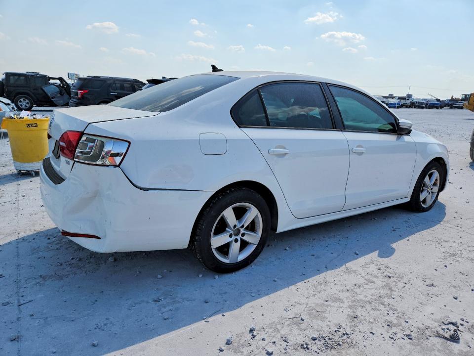 Photo 3 from auction – 2012 VOLKSWAGEN JETTA with VIN 3VWLL7AJ3CM426140