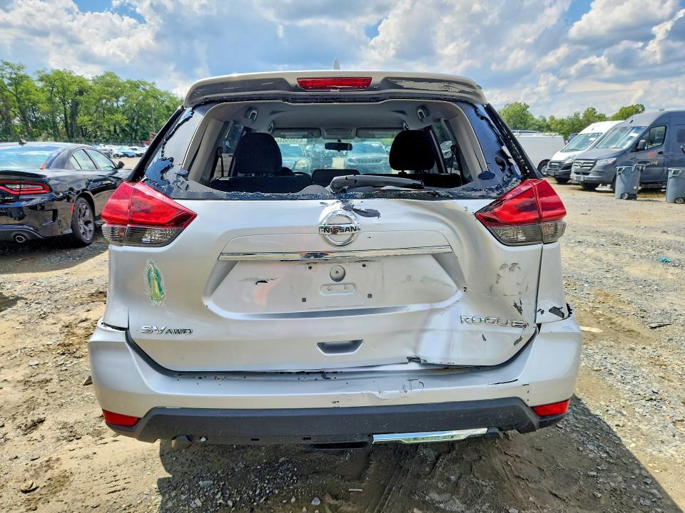 Photo 6 from auction – 2017 NISSAN ROGUE with VIN JN8AT2MV2HW022169