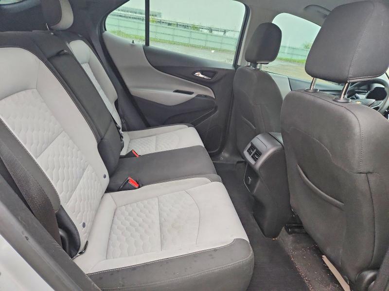 Photo 11 from auction – 2018 CHEVROLET EQUINOX with VIN 2GNAXHEV0J6156686
