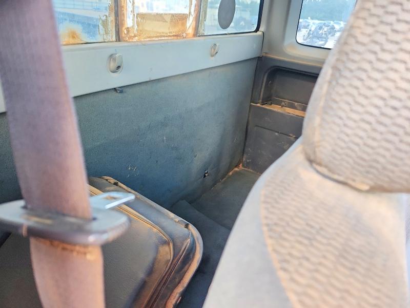 Photo 10 from auction – 2004 NISSAN FRONTIER with VIN 1N6DD26T54C451851