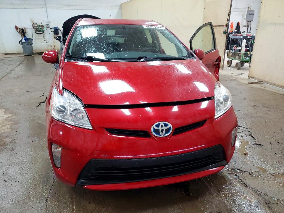Photo 5 from auction – 2013 TOYOTA PRIUS with VIN JTDKN3DU8D5669487