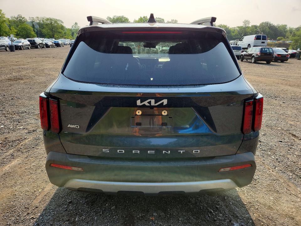 Photo 6 from auction – 2022 KIA SORENTO with VIN 5XYRHDLF3NG129505