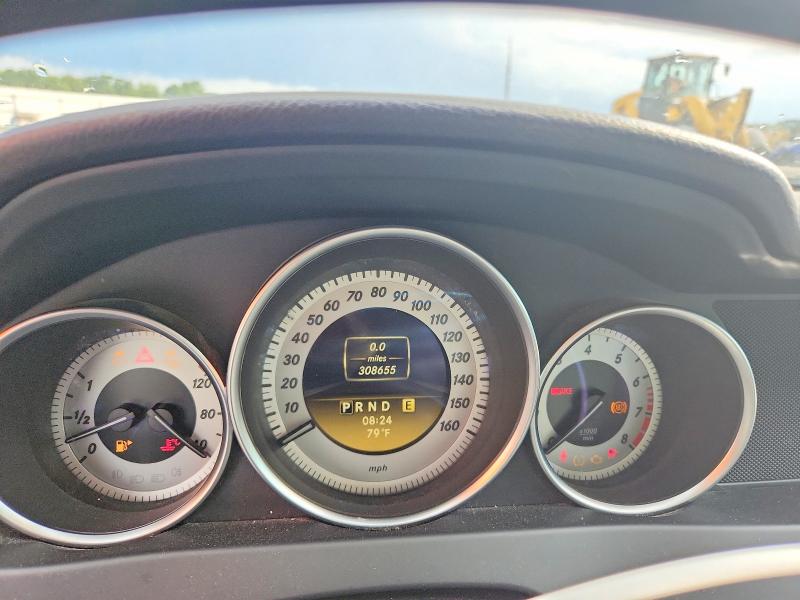 Photo 9 from auction – 2012 MERCEDES-BENZ C with VIN WDDGF4HB5CA624021