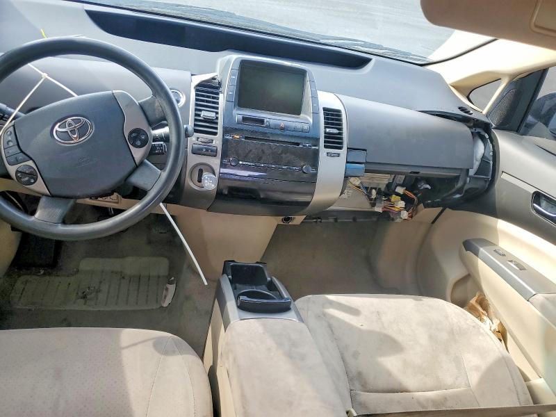 Photo 8 from auction – 2005 TOYOTA PRIUS with VIN JTDKB20U153048940