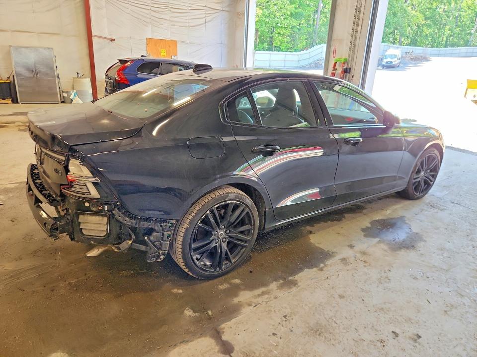 Photo 3 from auction – 2024 VOLVO S60 with VIN 7JRL12TH5RG294041