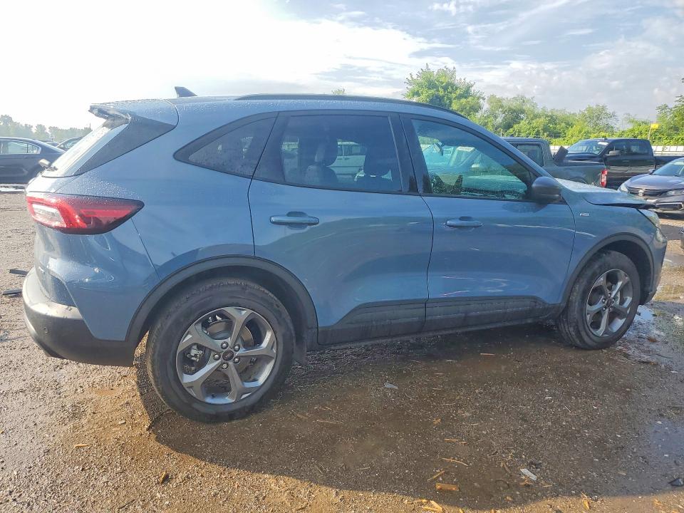 Photo 3 from auction – 2025 FORD ESCAPE with VIN 1FMCU9MN9SUA65352