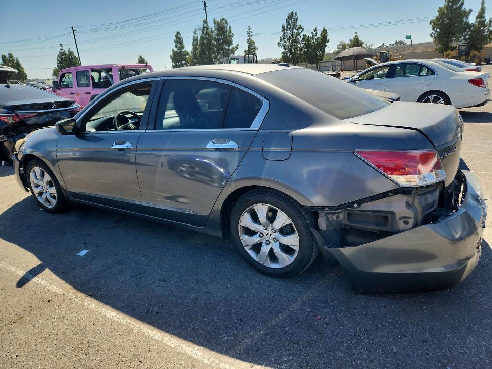 Снимка 2 от търг – 2008 HONDA ACCORD с VIN 1HGCP36858A050178
