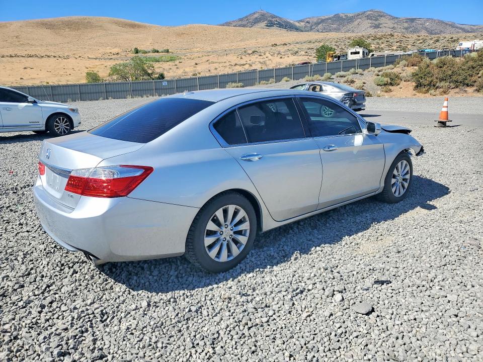 Photo 3 from auction – 2013 HONDA ACCORD with VIN 1HGCR3F81DA009244