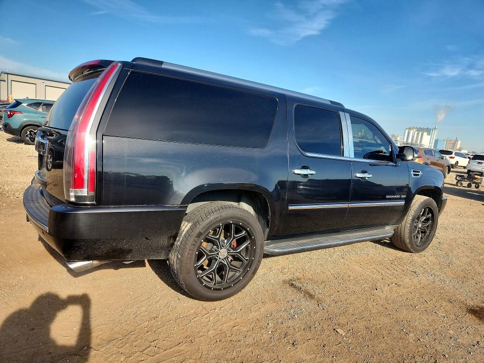 Photo 3 from auction – 2011 CADILLAC ESCALADE with VIN 1GYS4HEF8BR146292