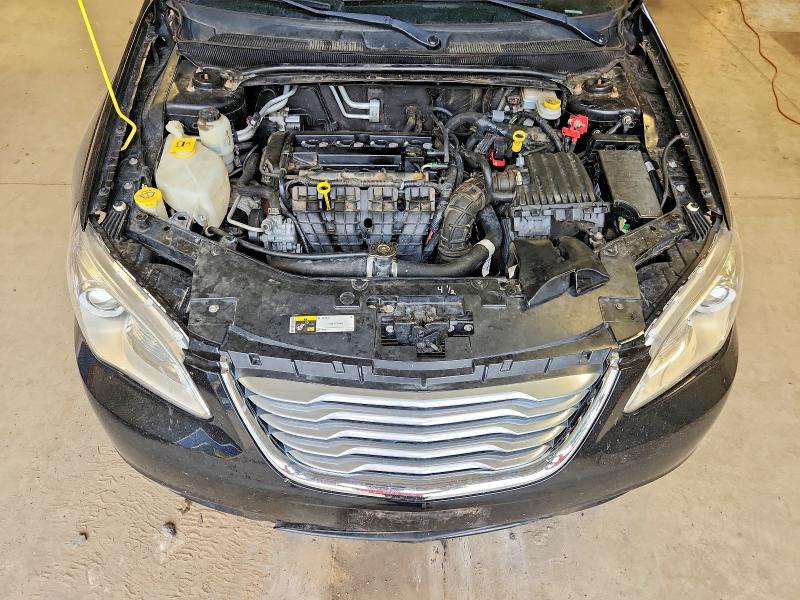 Zdjęcie 11 z aukcji – 2014 CHRYSLER 200 z VIN 1C3CCBBB6EN186589