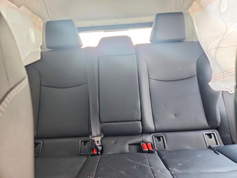 Photo 10 from auction – 2026 TOYOTA COROLLA CROSS with VIN 7MUDAAAG2TV177009