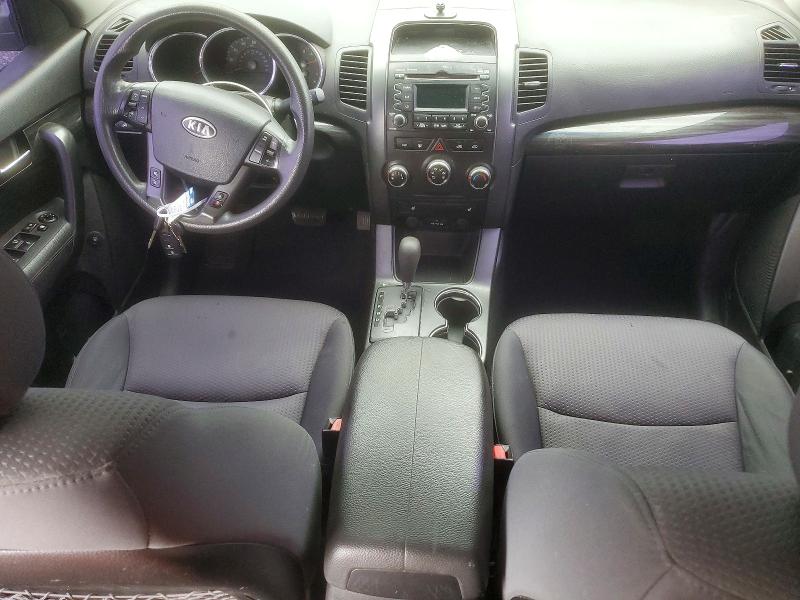 Photo 8 from auction – 2012 KIA SORENTO with VIN 5XYKTCA62CG250827