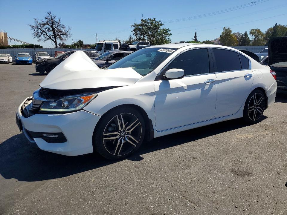 Photo 1 from auction – 2017 HONDA ACCORD with VIN 1HGCR2F52HA071452