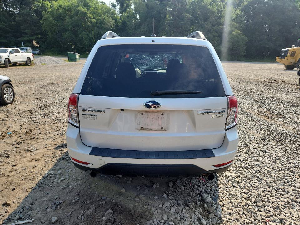 Photo 6 from auction – 2011 SUBARU FORESTER with VIN JF2SHAFC8BH735274