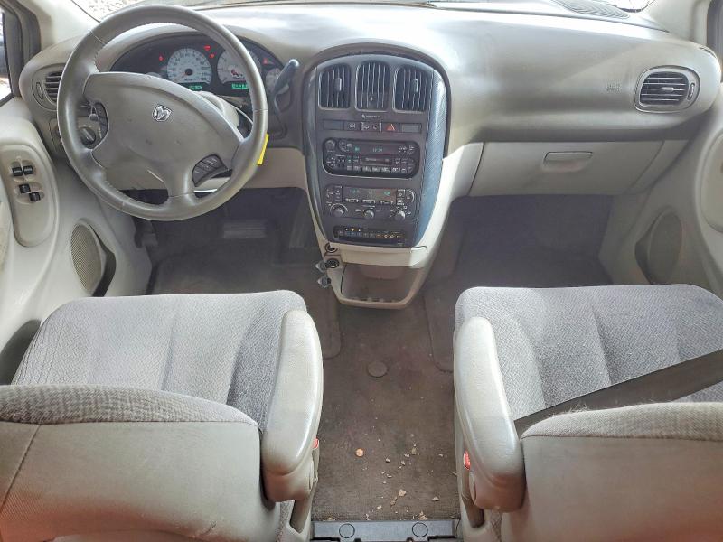 Photo 8 from auction – 2005 DODGE GRAND CARAVAN with VIN 2D4GP44L95R322450