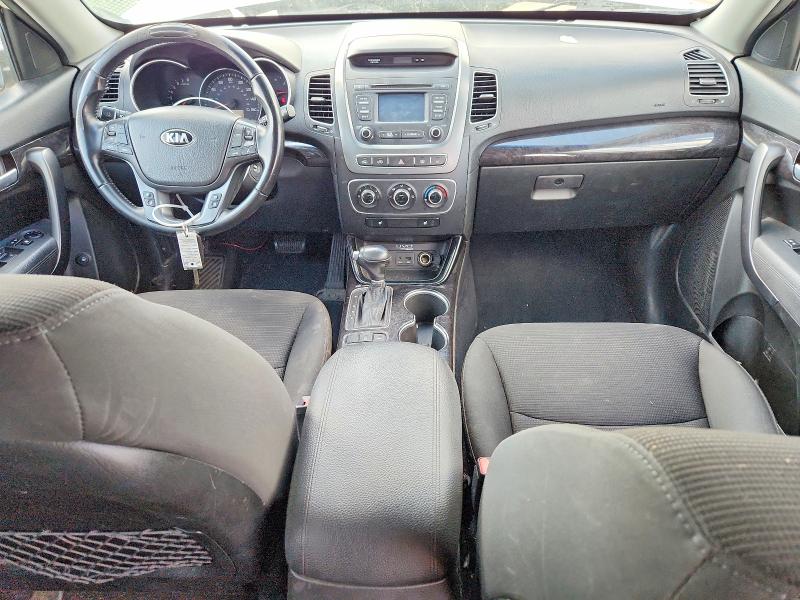 Photo 8 from auction – 2014 KIA SORENTO with VIN 5XYKT3A6XEG472728