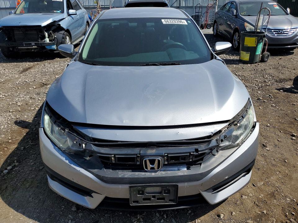 Photo 5 from auction – 2016 HONDA CIVIC with VIN 2HGFC2F58GH572537